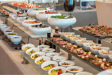 12 Questions To Ask Wedding Catering Professionals - Curated Spread