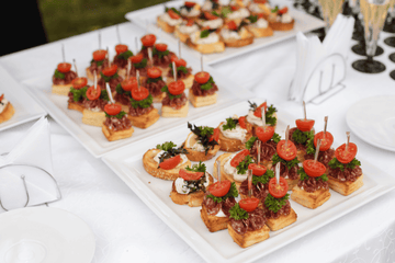 Canapés vs Hors d’Oeuvres: What’s the Difference? - Curated Spread